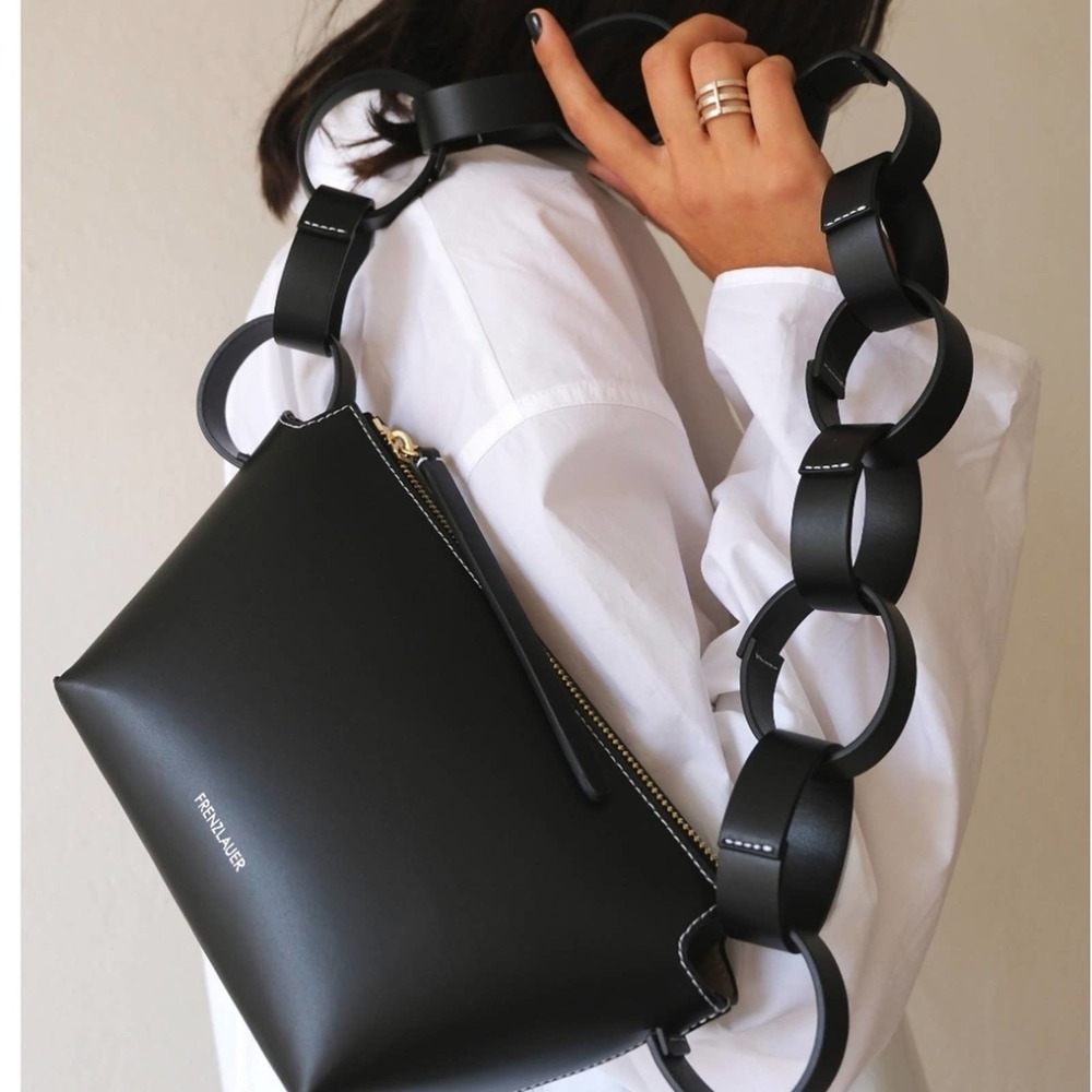 Frenzlauer Bowl Black Leather Shoulder Bag